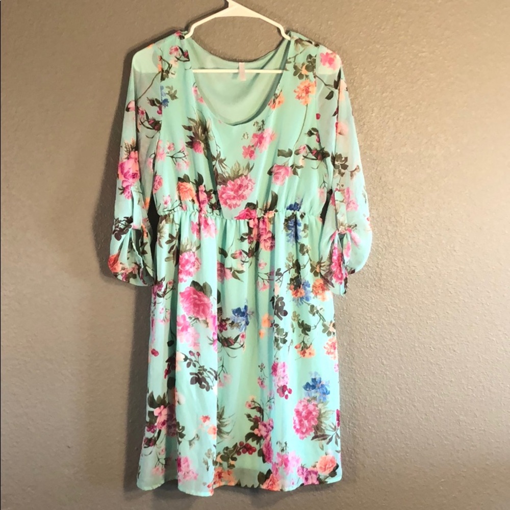 Mid thigh Flower Dress